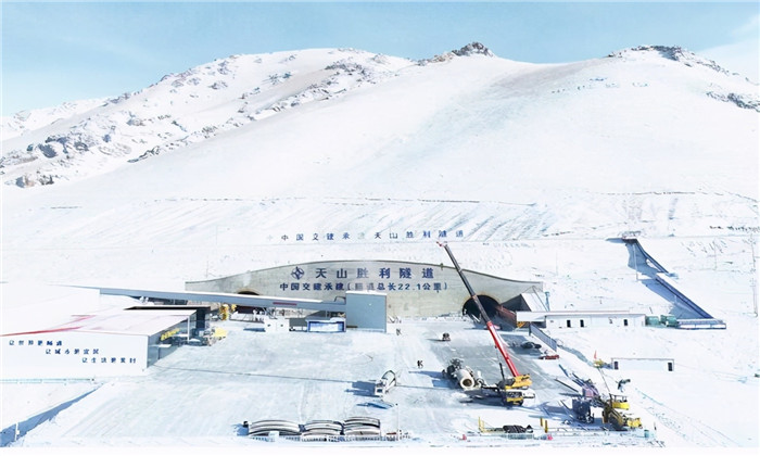 最長(zhǎng)的高速隧道正在建： 新疆烏尉天山勝利隧道