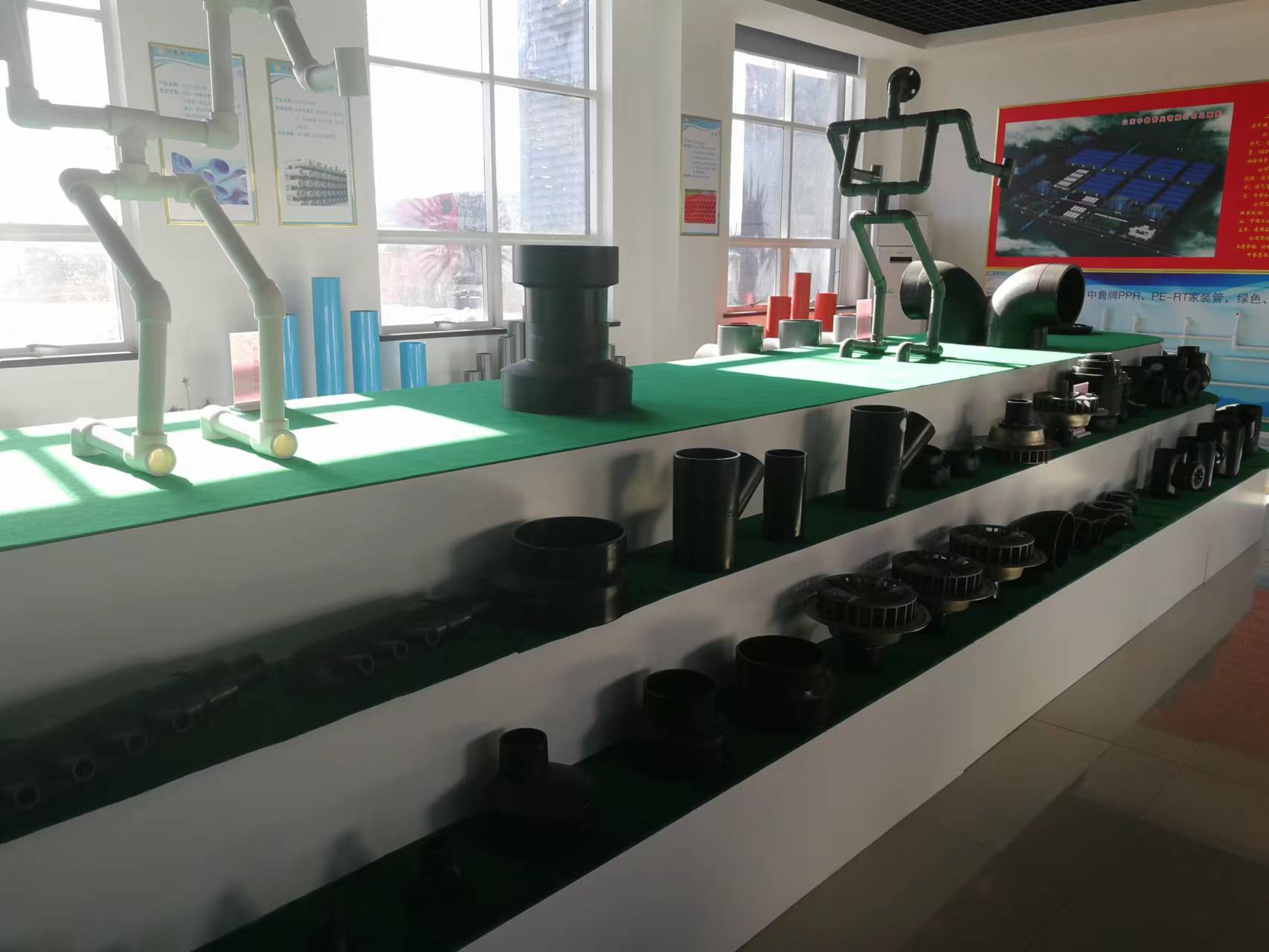 正舉新材研發(fā)部、生產(chǎn)部、銷售部、后勤部時(shí)刻準(zhǔn)備著為您提供服務(wù)(圖2)