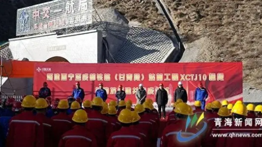 西成鐵路10標(biāo)段全線進(jìn)入隧道正洞施工