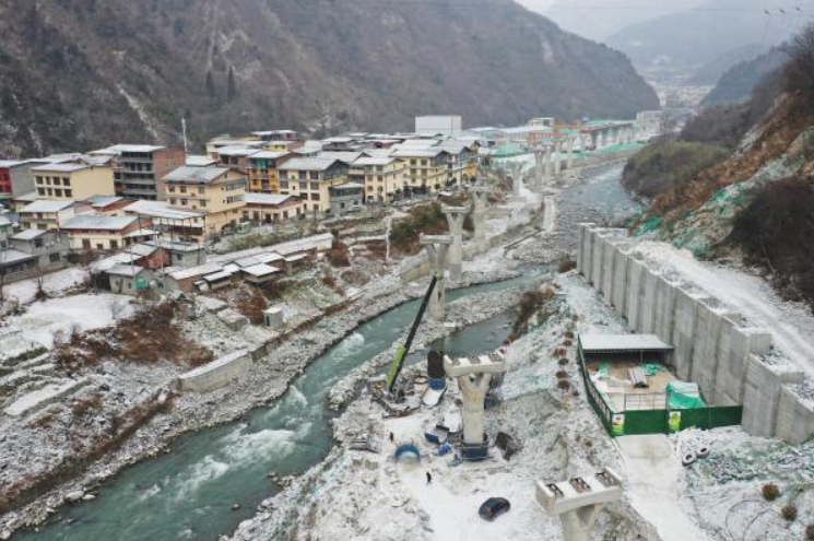 “都四”山地軌道項(xiàng)目紫荊隧道工程全力沖刺迎來(lái)“開門紅”